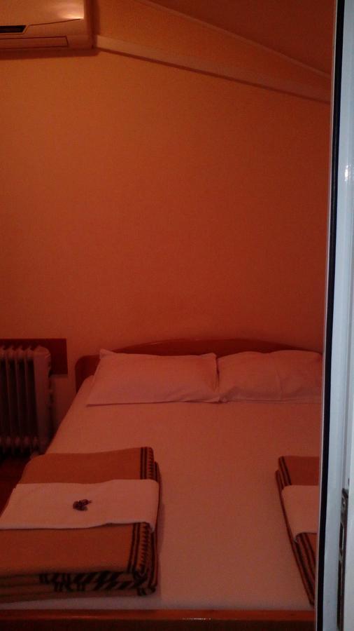 Sobe Za Izdavanje Blef Ovcar Banja Bagian luar foto